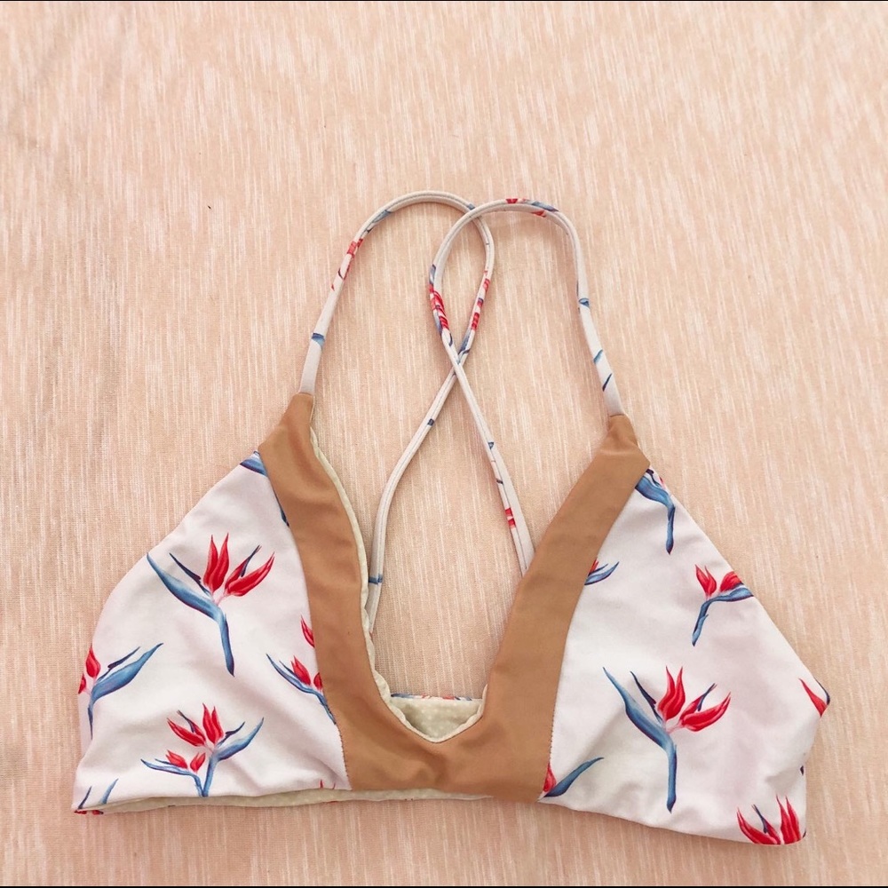 Bird Of Paradise Acacia Top